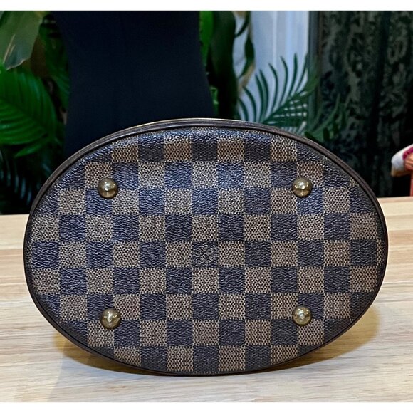 Louis Vuitton Damier Marais PM Bucket Bag - Picture 8 of 16